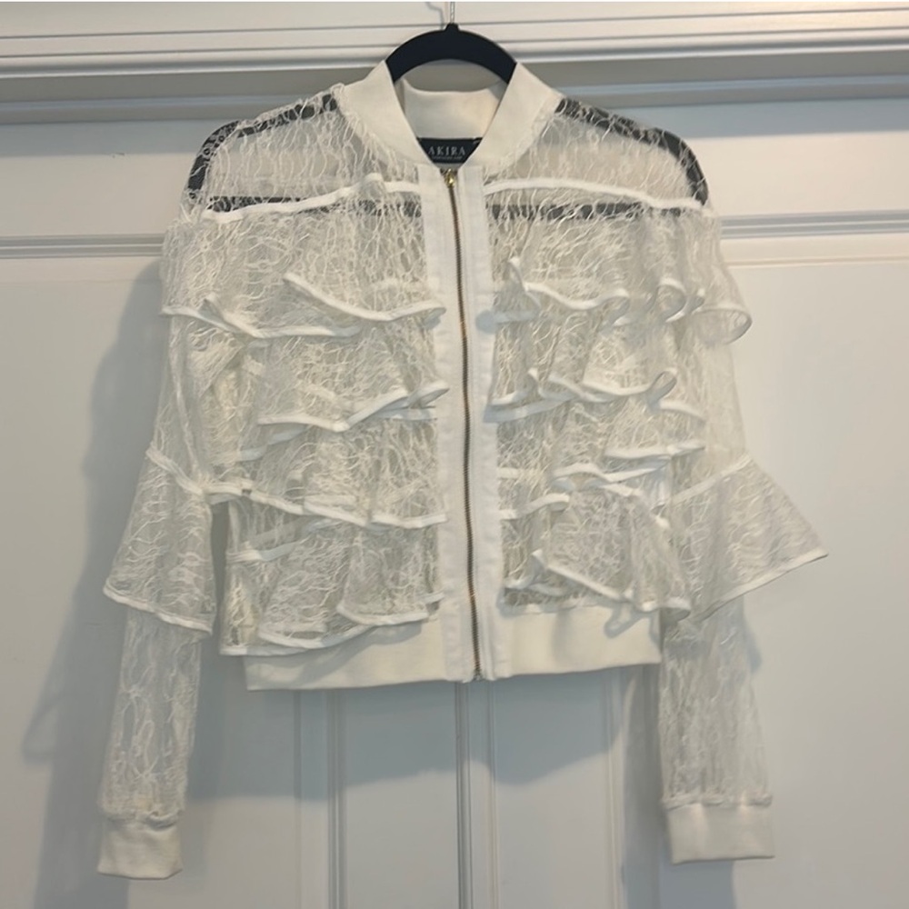 Akira Ruffle Lace Jacket | S | white